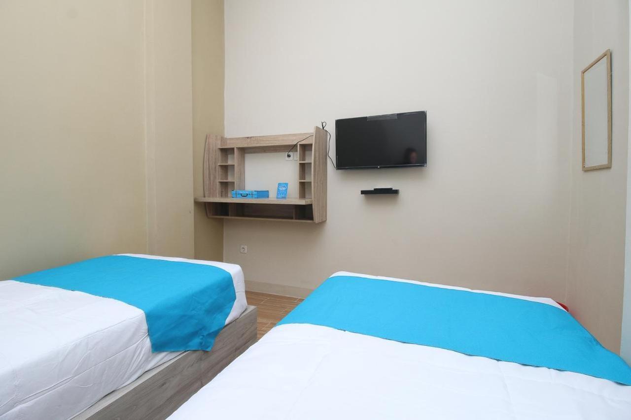 Cozrooms Near Mrt, Plaza Indonesia, And Grand Indonesia Jakarta Exterior photo