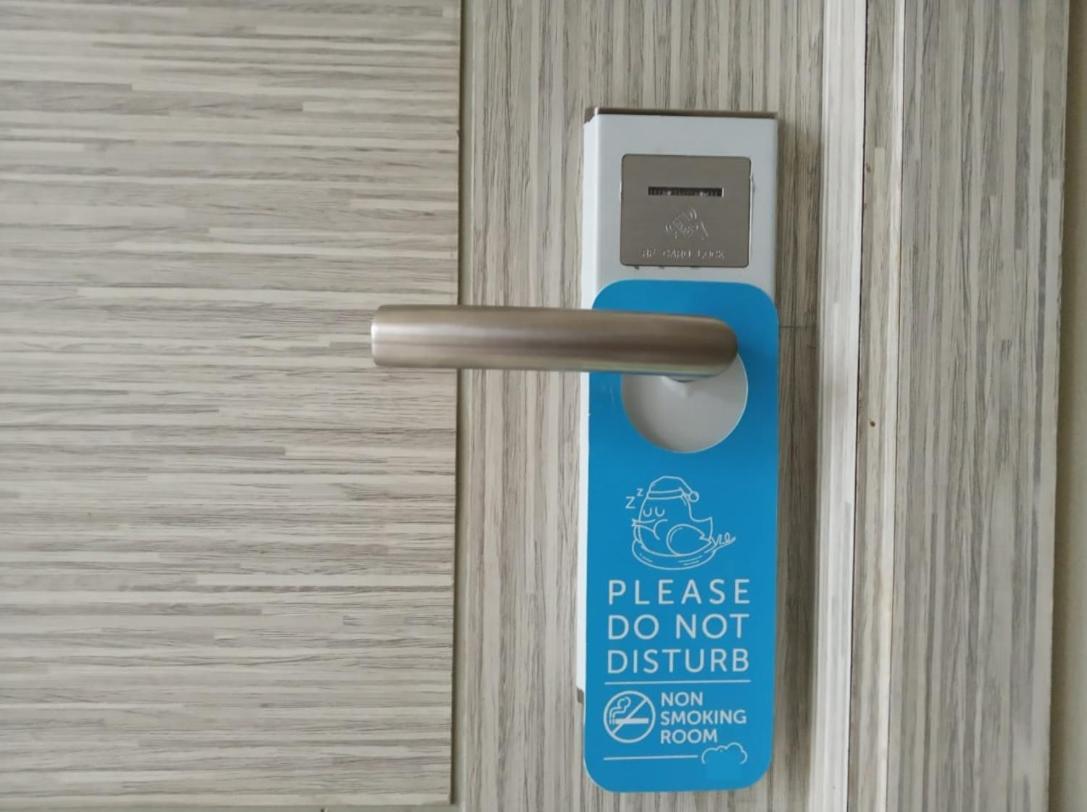 Cozrooms Near Mrt, Plaza Indonesia, And Grand Indonesia Jakarta Exterior photo